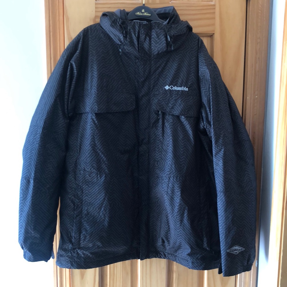 NWOT - Men’s Columbia Ski Jacket w/ Removable Hood